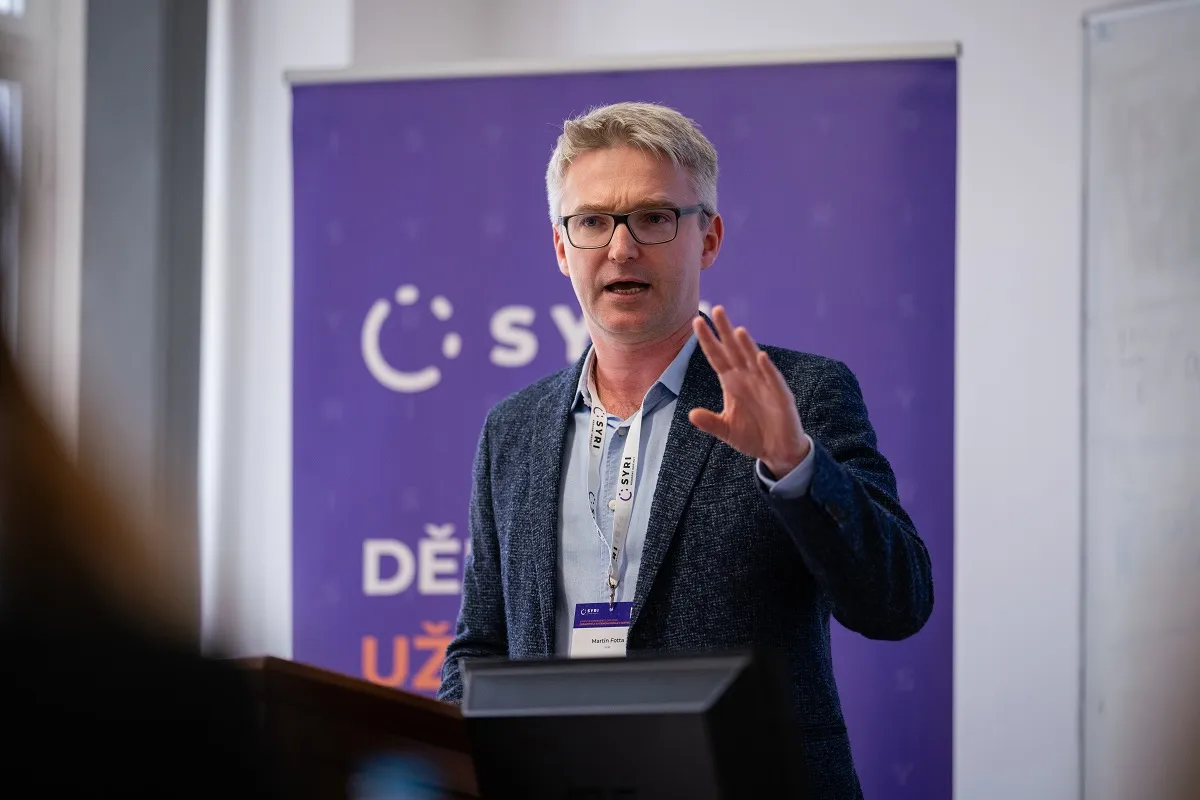 Jednotný vizuální styl institutu SYRI